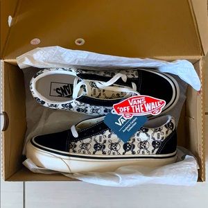 Vans Old Skool 36 Dx sneaker Wmns 7.5/ Men’s 6